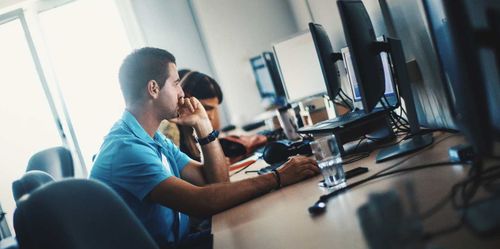 Junior data analyst in start-up